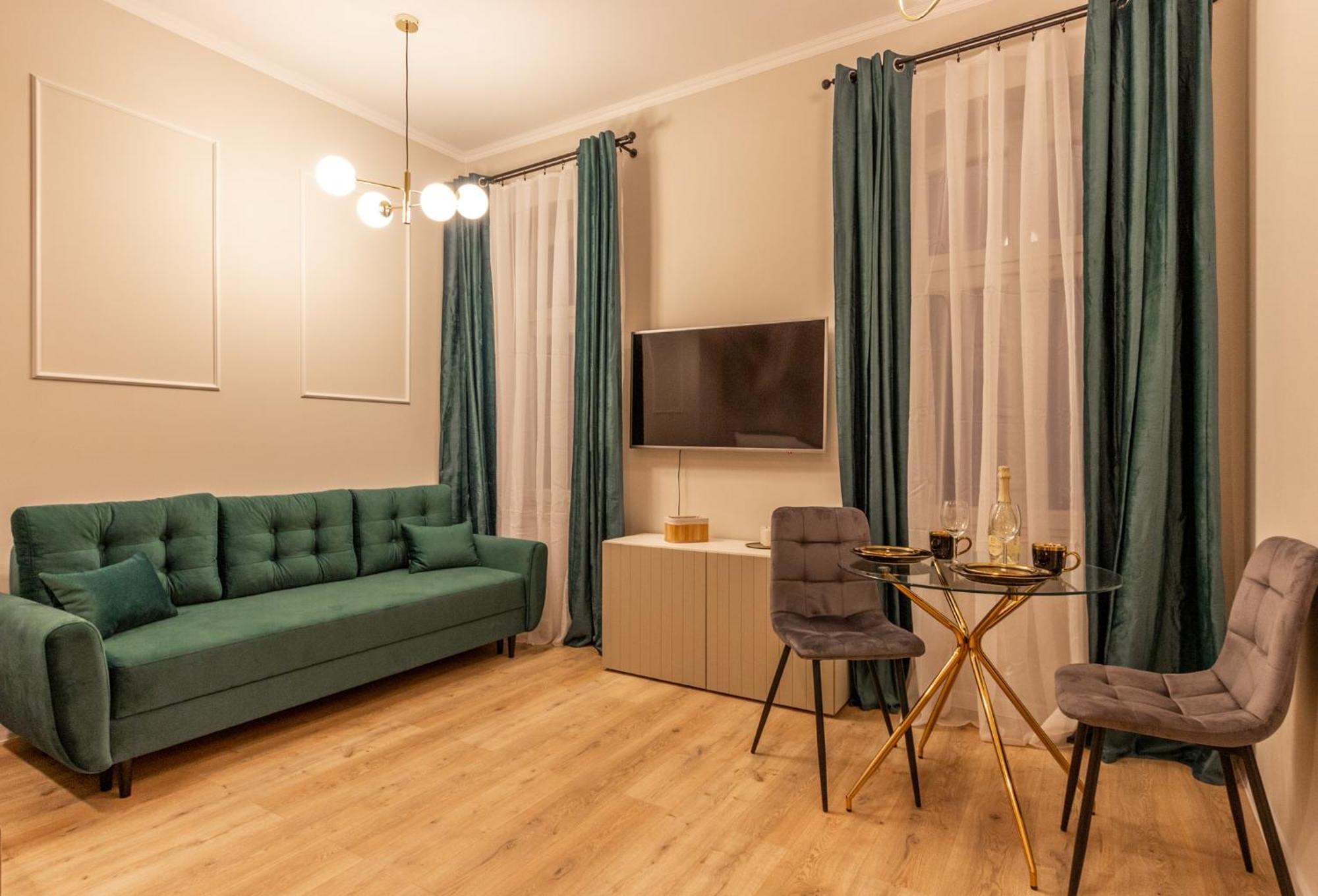 Chill Apartments Central Station Katowice Kültér fotó